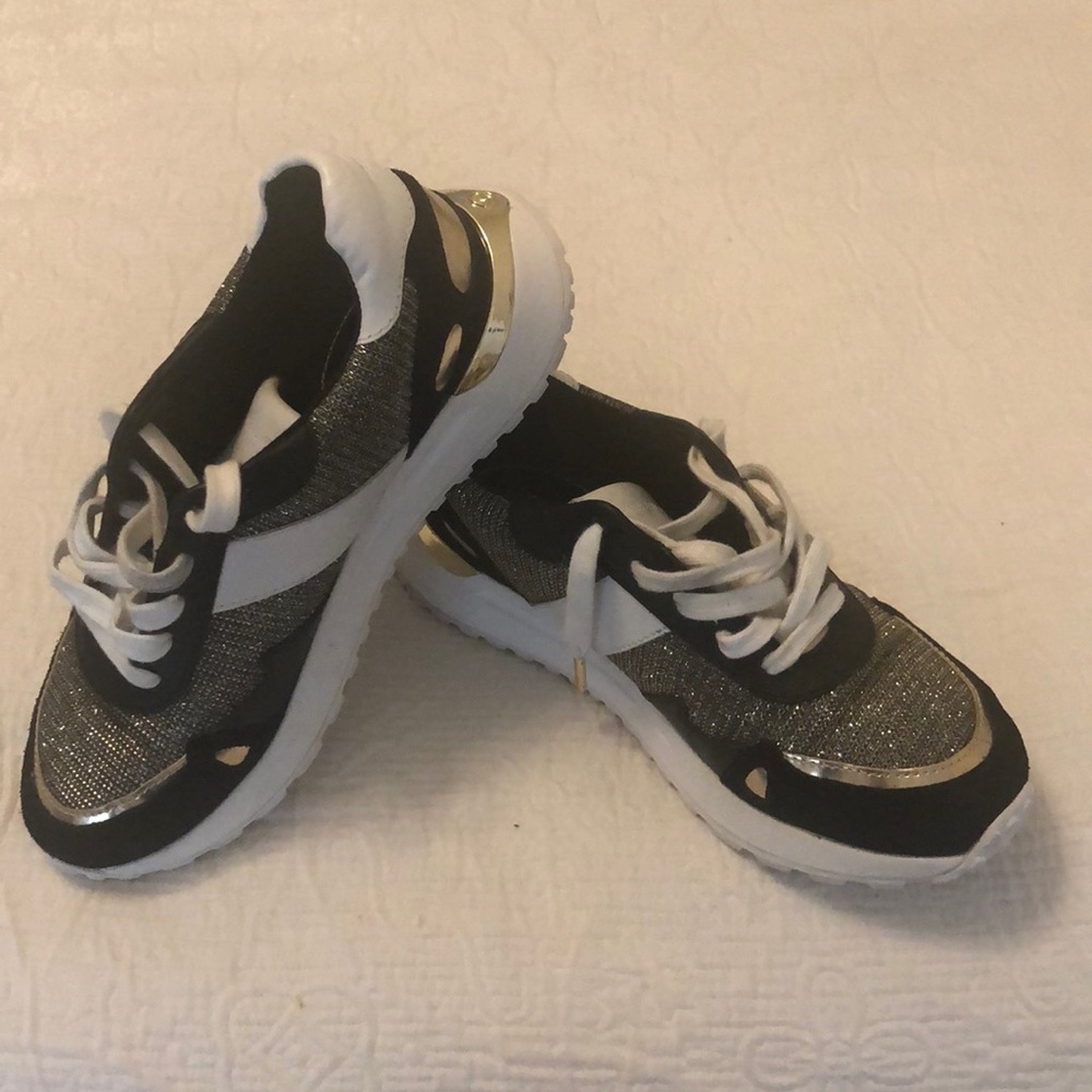 Micheal Kors tennis shoes